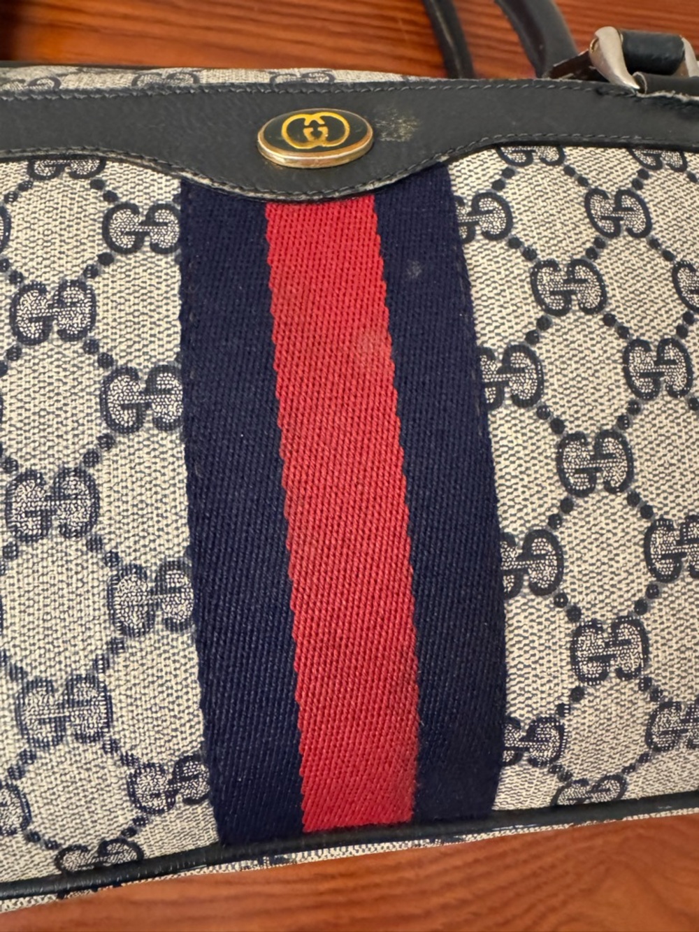 Gucci Navy/Red Web GG Canvas Shoulder Bag - Picture 2 of 11